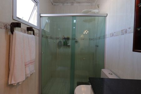 Casa à venda com 187m², 3 quartos e 4 vagasBanheiro da Suíte