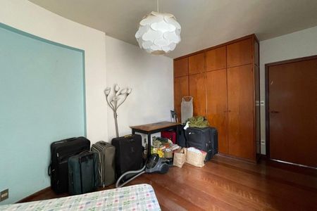 Apartamento à venda com 476m², 4 quartos e 4 vagas Apartamento à venda com 476m², 4 quartos e 4 vagasQuarto 3