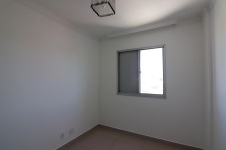 Apartamento à venda com 91m², 3 quartos e 1 vagaQuarto 2