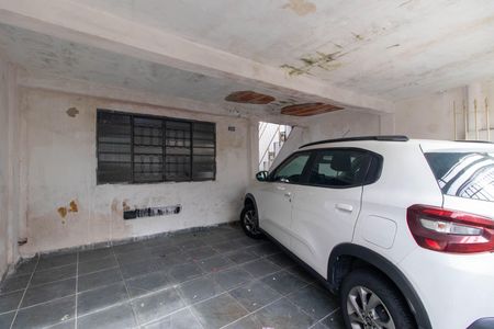 Casa à venda com 180m², 2 quartos e 2 vagas Casa à venda com 180m², 2 quartos e 2 vagasGaragem