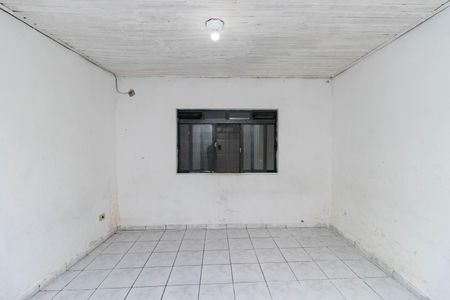 Casa à venda com 180m², 2 quartos e 2 vagas Casa à venda com 180m², 2 quartos e 2 vagasQuarto