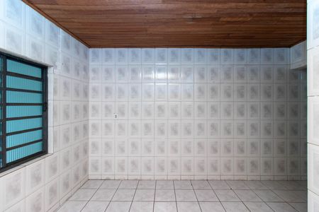 Casa à venda com 180m², 2 quartos e 2 vagas Casa à venda com 180m², 2 quartos e 2 vagasSala/Cozinha