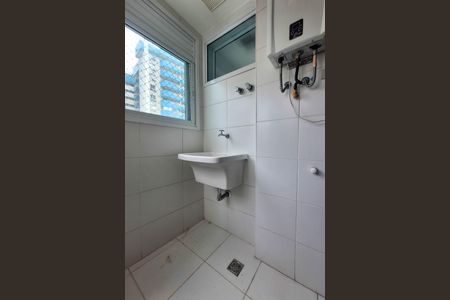 Apartamento à venda com 102m², 3 quartos e 2 vagas Apartamento à venda com 102m², 3 quartos e 2 vagasÁrea de Serviço