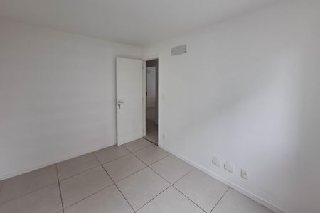 Apartamento à venda com 102m², 3 quartos e 2 vagas Apartamento à venda com 102m², 3 quartos e 2 vagasQuarto 2