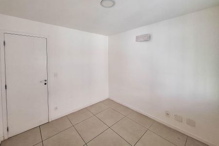 Apartamento à venda com 102m², 3 quartos e 2 vagas Apartamento à venda com 102m², 3 quartos e 2 vagasQuarto 1