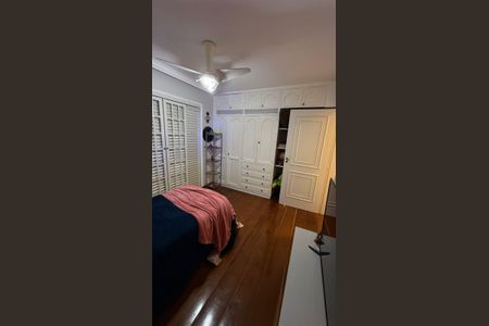 Casa de condomínio à venda com 360m², 3 quartos e 3 vagas