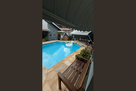 Casa de condomínio à venda com 360m², 3 quartos e 3 vagas