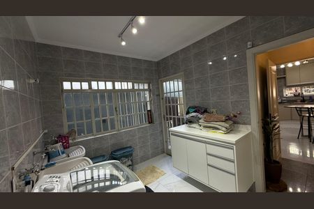 Casa de condomínio à venda com 360m², 3 quartos e 3 vagas