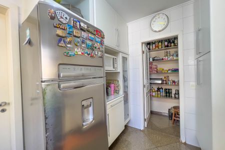 Apartamento à venda com 208m², 4 quartos e 4 vagas Apartamento à venda com 208m², 4 quartos e 4 vagasCozinha