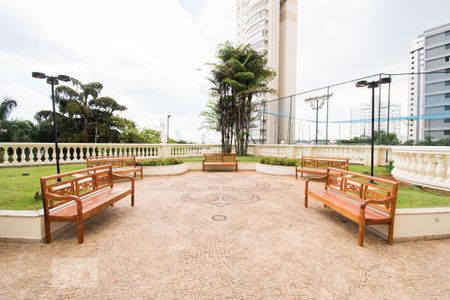 Apartamento à venda com 208m², 4 quartos e 4 vagas Apartamento à venda com 208m², 4 quartos e 4 vagasÁrea comum