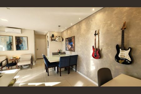 Apartamento à venda com 76m², 2 quartos e 2 vagas Apartamento à venda com 76m², 2 quartos e 2 vagasSala