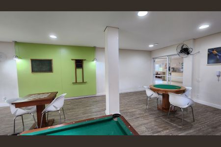 Apartamento à venda com 76m², 2 quartos e 2 vagas Apartamento à venda com 76m², 2 quartos e 2 vagasSala de Jogos