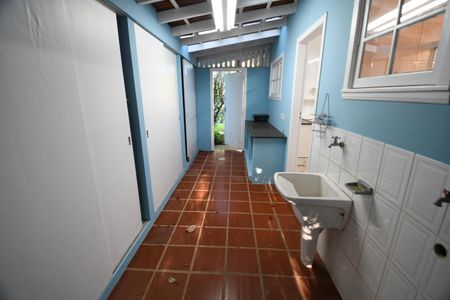 Casa de condomínio à venda com 300m², 3 quartos e 4 vagasÁrea de Serviço