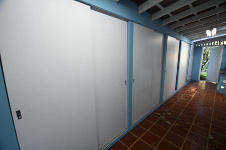 Casa de condomínio à venda com 300m², 3 quartos e 4 vagasÁrea de Serviço