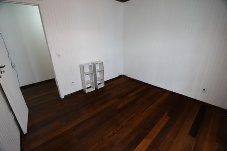 Casa de condomínio à venda com 300m², 3 quartos e 4 vagasQuarto 1