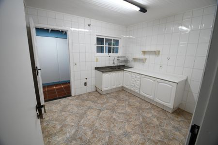 Casa de condomínio à venda com 300m², 3 quartos e 4 vagasCozinha