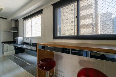 Apartamento à venda com 168m², 2 quartos e 3 vagas Apartamento à venda com 168m², 2 quartos e 3 vagasCozinha