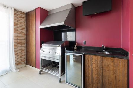Apartamento à venda com 168m², 2 quartos e 3 vagas Apartamento à venda com 168m², 2 quartos e 3 vagasVaranda Sala de Jantar