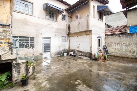 Casa à venda com 250m², 2 quartos e 3 vagasQuintal