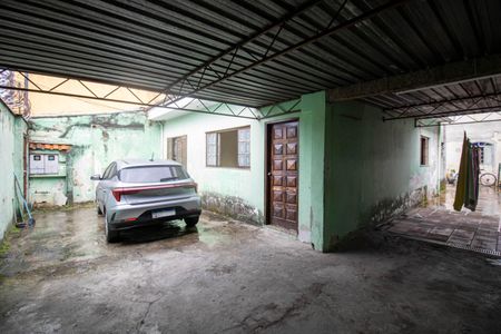 Casa à venda com 250m², 2 quartos e 3 vagasGaragem