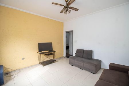Casa à venda com 250m², 2 quartos e 3 vagasSala