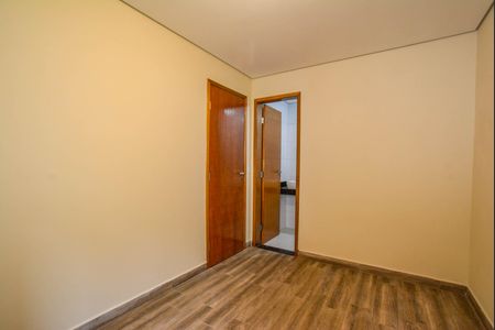 Apartamento à venda com 154m², 3 quartos e 2 vagas Apartamento à venda com 154m², 3 quartos e 2 vagasSuíte