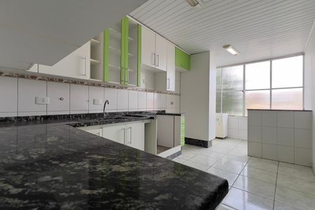 Casa para alugar com 249m², 5 quartos e 4 vagasEdícula