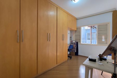 Casa para alugar com 249m², 5 quartos e 4 vagasQuarto 1