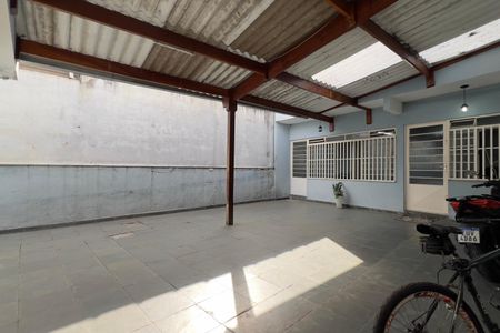 Casa para alugar com 249m², 5 quartos e 4 vagasÁrea externa