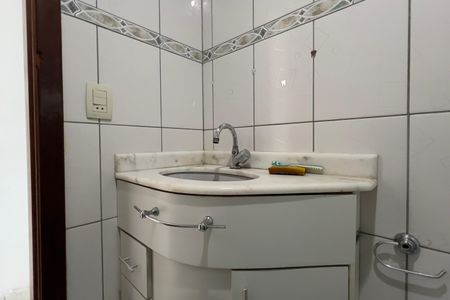 Casa para alugar com 249m², 5 quartos e 4 vagasEdícula