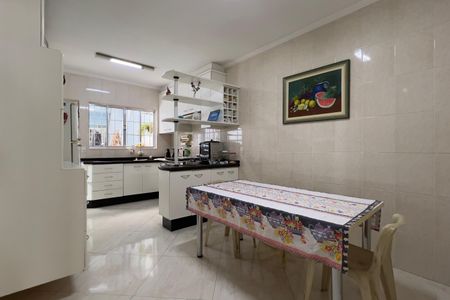 Casa para alugar com 249m², 5 quartos e 4 vagasCozinha