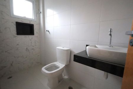 Apartamento à venda com 105m², 2 quartos e 1 vaga Apartamento à venda com 105m², 2 quartos e 1 vagaBanheiro Suíte