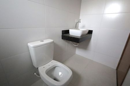 Apartamento à venda com 105m², 2 quartos e 1 vaga Apartamento à venda com 105m², 2 quartos e 1 vagaBanheiro Suíte
