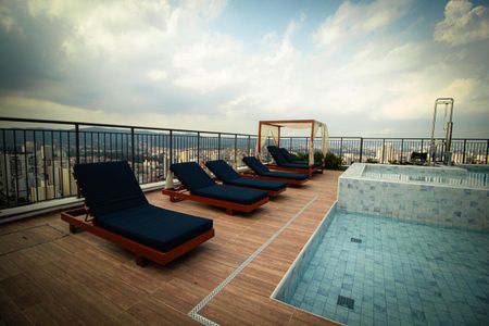 Apartamento à venda com 63m², 2 quartos e 1 vaga Apartamento à venda com 63m², 2 quartos e 1 vagaÁrea comum - Piscina