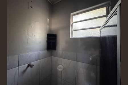 Casa para alugar com 80m², 2 quartos e 1 vaga Casa para alugar com 80m², 2 quartos e 1 vagaBanheiro
