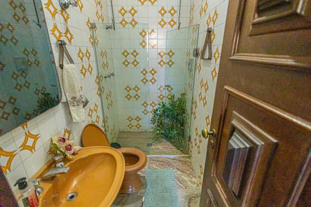 Casa à venda com 2000m², 4 quartos e 4 vagasBanheiro