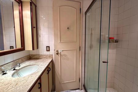 Apartamento à venda com 86m², 2 quartos e 2 vagas Apartamento à venda com 86m², 2 quartos e 2 vagasBanheiro Social