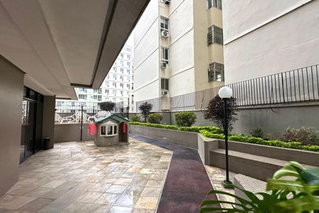 Apartamento à venda com 86m², 2 quartos e 2 vagas Apartamento à venda com 86m², 2 quartos e 2 vagasPlayground