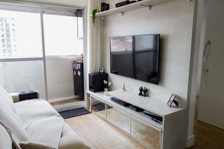 Sala de apartamento para alugar com 2 quartos, 63m² em Jaguaribe, Osasco