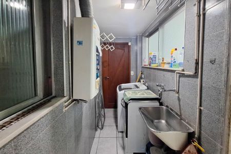 Apartamento à venda com 56m², 2 quartos e 1 vaga Apartamento à venda com 56m², 2 quartos e 1 vagaÁrea de Serviço