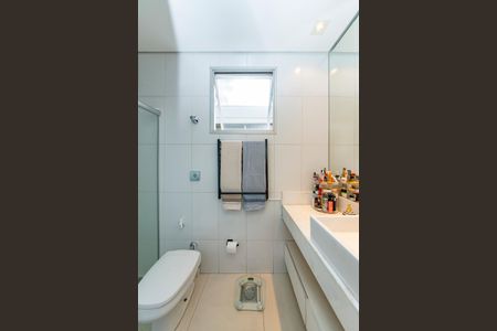 Apartamento à venda com 108m², 3 quartos e 2 vagasBanheiro da Suíte