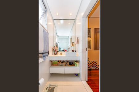 Apartamento à venda com 108m², 3 quartos e 2 vagasBanheiro da Suíte