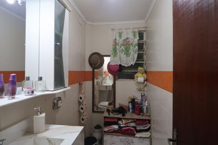 Casa à venda com 138m², 3 quartos e 2 vagasBanheiro 2