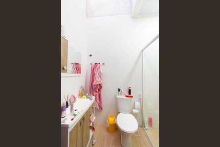 Casa à venda com 150m², 5 quartos e 1 vaga Casa à venda com 150m², 5 quartos e 1 vagaBanheiro 2
