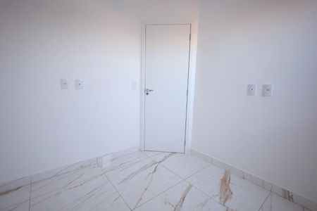 Apartamento à venda com 45m², 2 quartos e 1 vaga Apartamento à venda com 45m², 2 quartos e 1 vagaQuarto Suíte