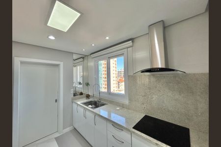Apartamento à venda com 139m², 3 quartos e 2 vagas Apartamento à venda com 139m², 3 quartos e 2 vagasCozinha