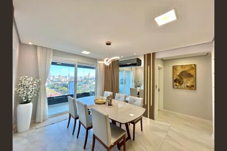 Apartamento à venda com 139m², 3 quartos e 2 vagas Apartamento à venda com 139m², 3 quartos e 2 vagasSala