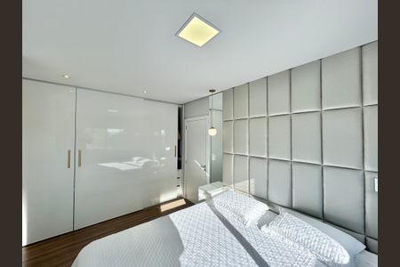 Apartamento à venda com 139m², 3 quartos e 2 vagas Apartamento à venda com 139m², 3 quartos e 2 vagasSuíte 1