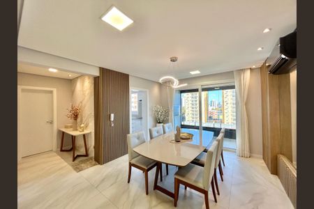 Apartamento à venda com 139m², 3 quartos e 2 vagas Apartamento à venda com 139m², 3 quartos e 2 vagasSala