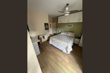 Casa à venda com 120m², 3 quartos e 4 vagas